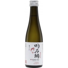 Спиртной напиток (саке) "Акаши-Тай Хонджозо Токубетсу" 15% 0,3